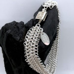 “Petite Royce” Hand-Woven Bracelet Chain in Microweave