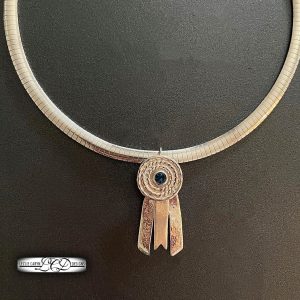 Rosette Pendant with Gemstone