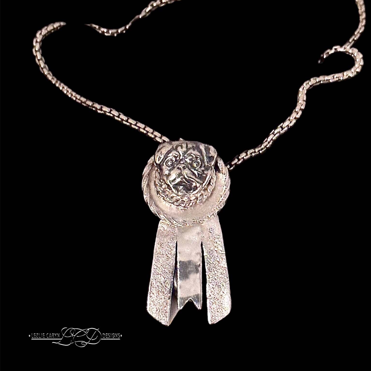 Pug Rosette Pendant - Image 3