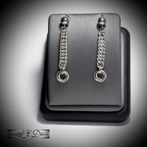 “Perette” Hand-Woven Earring Chain in Microweave
