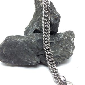 “Perette” Hand-Woven Bold Bracelet Chain