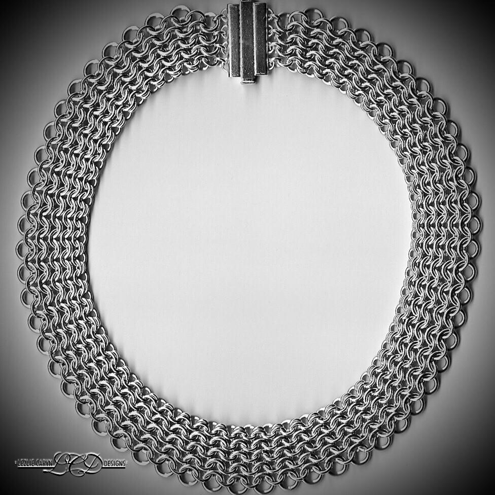 “Royce” Graduated Hand-Woven Collar - Image 3