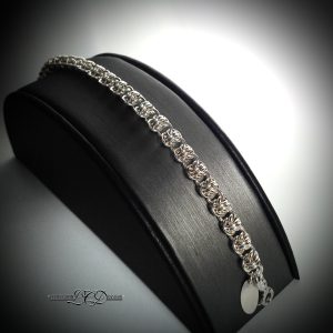 Brianne Hand-Woven Bracelet Chain in Microweave