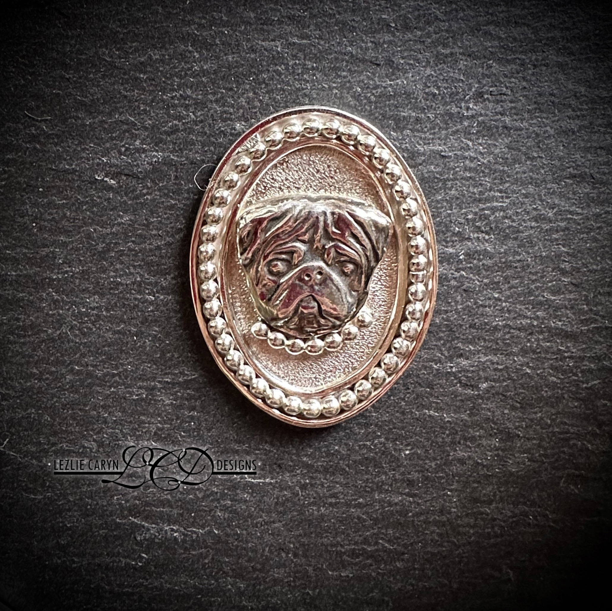 Pug Oval Cameo Pin with Pearl Collar - Image 3