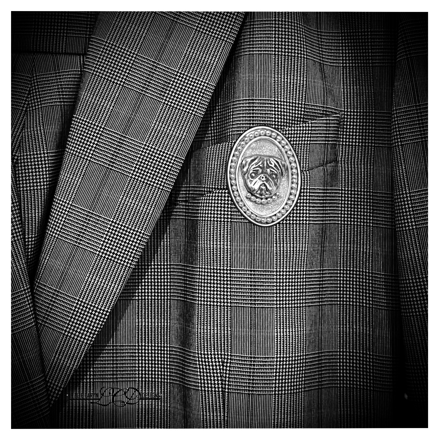 Pug Oval Cameo Pin with Pearl Collar - Image 2